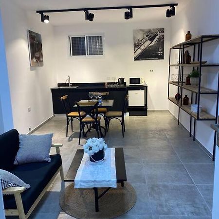 הדירה בדובדבן - The Apartment In Dovdvan Tiberias Eksteriør billede